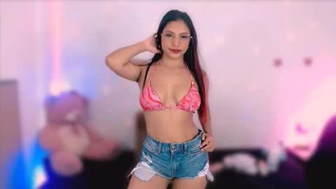 Aleja Harker  online show from 09/21/25, 06:48