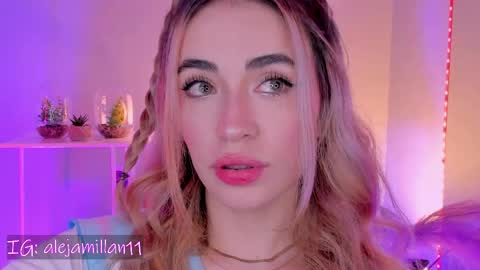 Snapshot of alejamillan1 chatting on 05/05/26, 04:20 night GTM -5 online show from 05/05/26, 04:20