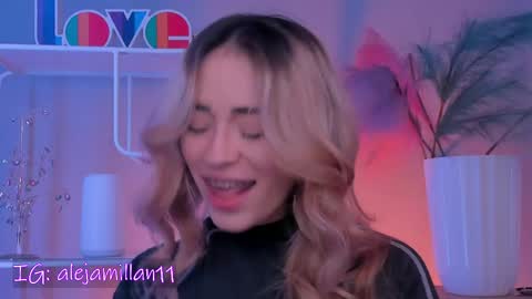Snapshot of alejamillan1 chatting on 06/02/26, 04:03 night GTM -5 online show from 06/02/26, 04:03