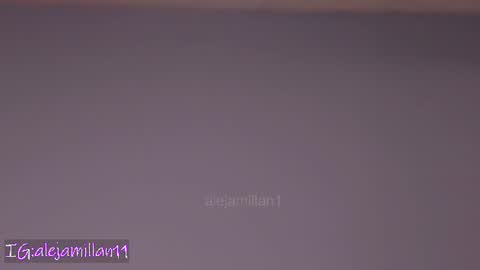 Snapshot of alejamillan1 chatting on 07/08/26, 03:33 night GTM -5 online show from 07/08/26, 03:33