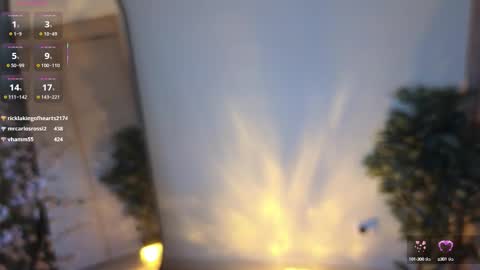 Snapshot of alejandhra chatting on 02/25/25, 11:00 Alejandhra online show from 02/25/25, 11:00