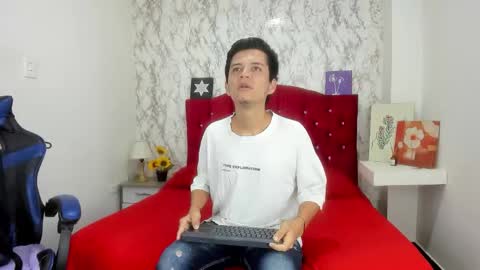 ALEJANDRA JAMES online show from 04/18/26, 11:14