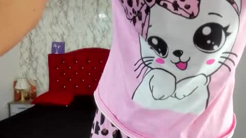 ALEJANDRA JAMES online show from 05/03/26, 11:16