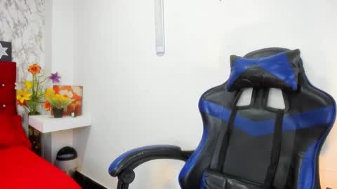 ALEJANDRA JAMES online show from 05/23/26, 12:09