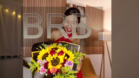 Snapshot of alejandra_kiss98 chatting on 01/19/25, 01:10 O.F alejandra h1998 stream 300 pm - 1100 pm online show from 01/19/25, 01:10