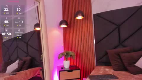 Snapshot of alejandra_vives chatting on 11/05/25, 09:15 Aleja online show from 11/05/25, 09:15