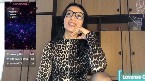Alejandra online show from 01/26/25, 01:04