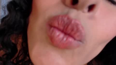 Snapshot of alejandraray chatting on 07/29/26, 09:13 Danna Ray online show from 07/29/26, 09:13