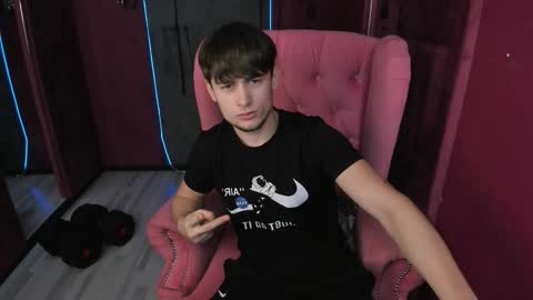 Alejandro online show from 11/26/25, 10:16