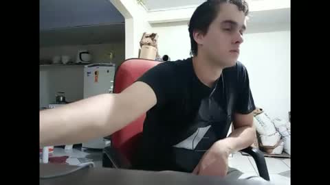 Snapshot of alejandroeema chatting on 12/14/25, 04:07 alejandroeema online show from 12/14/25, 04:07