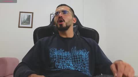 Snapshot of alejandroo_7 chatting on 11/26/25, 06:20 alejandroo_7 online show from 11/26/25, 06:20