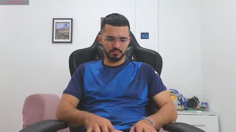 Snapshot of alejandroo_7 chatting on 01/08/26, 05:26 alejandroo_7 online show from 01/08/26, 05:26