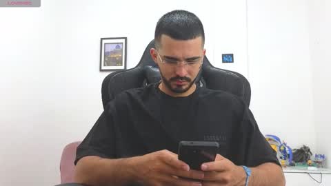 Snapshot of alejandroo_7 chatting on 01/09/26, 06:42 alejandroo_7 online show from 01/09/26, 06:42