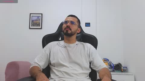 Snapshot of alejandroo_7 chatting on 01/16/26, 09:30 alejandroo_7 online show from 01/16/26, 09:30