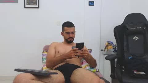 Snapshot of alejandroo_7 chatting on 02/02/26, 06:06 alejandroo_7 online show from 02/02/26, 06:06