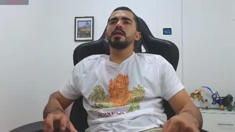 Snapshot of alejandroo_7 chatting on 07/02/26, 11:55 alejandroo_7 online show from 07/02/26, 11:55