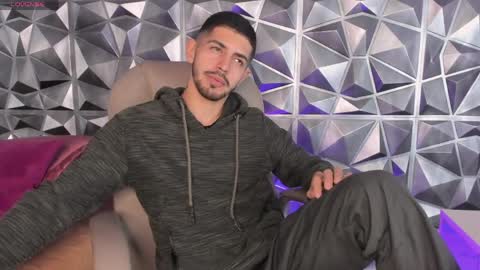 Snapshot of alejandrostorm chatting on 03/29/26, 08:14 Alejo online show from 03/29/26, 08:14