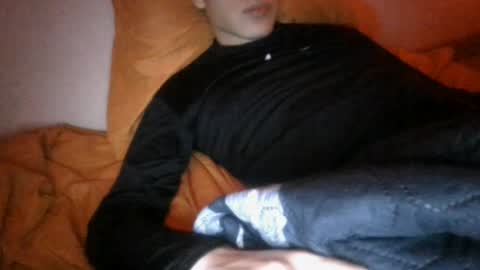 Snapshot of alejandroyque chatting on 07/23/26, 04:54 alejandroyque online show from 07/23/26, 04:54