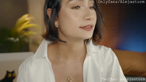 Alejandra online show from 02/20/25, 01:57