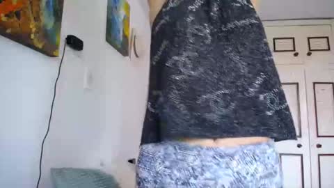 Snapshot of alejaxxxhot chatting on 11/29/25, 03:48 alejaxxxhot online show from 11/29/25, 03:48