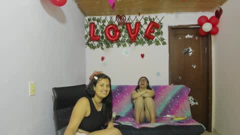 zoe and Kataleya online show from 02/24/25, 07:00