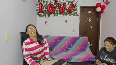 zoe and Kataleya online show from 03/05/25, 12:33