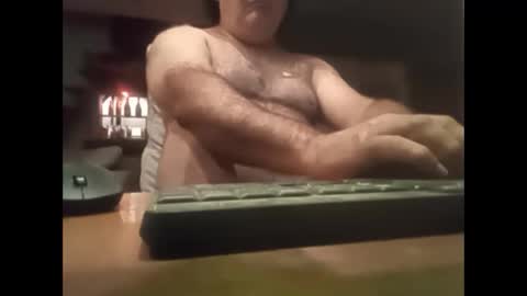 Snapshot of alejito16 chatting on 02/17/25, 08:19 alejito16 online show from 02/17/25, 08:19