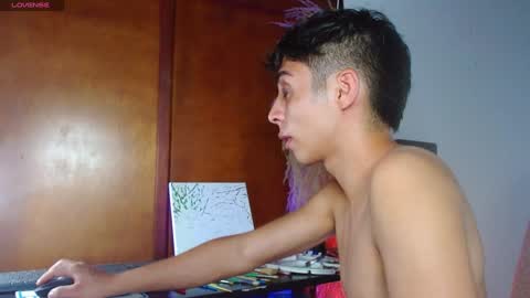 Snapshot of alejito_collins1 chatting on 02/04/25, 09:20 Alejo online show from 02/04/25, 09:20