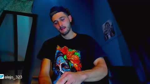 alejo_323__ online show from 01/07/26, 02:47