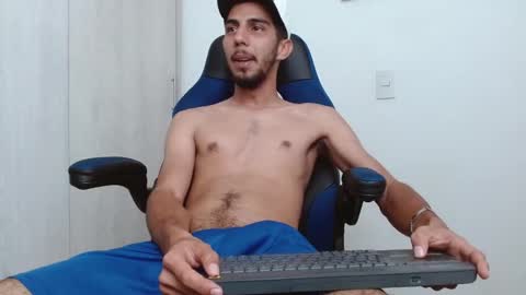 Snapshot of alejo_hot23 chatting on 03/07/26, 02:25 David online show from 03/07/26, 02:25