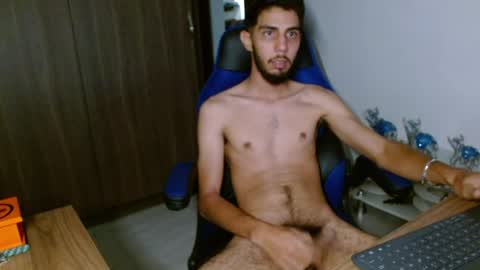 Snapshot of alejo_hot23 chatting on 04/09/26, 02:11 David online show from 04/09/26, 02:11