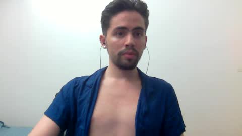 alejo_shy online show from 01/07/25, 02:53