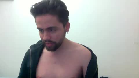 alejo_shy online show from 10/20/25, 02:56