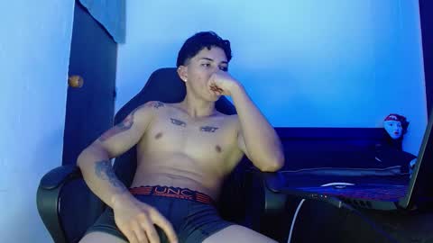 Snapshot of alejo_urd chatting on 03/09/26, 08:57 alejo online show from 03/09/26, 08:57