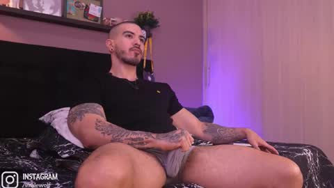 Alejo online show from 02/10/26, 01:32