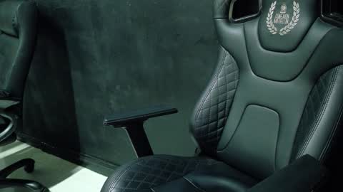 Snapshot of alejoconex6 chatting on 10/02/25, 05:47 Alejo online show from 10/02/25, 05:47