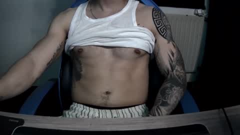 Snapshot of alejoduarte16 chatting on 04/03/26, 12:14 alejoduarte16 online show from 04/03/26, 12:14