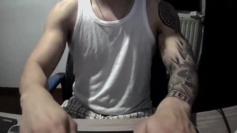 Snapshot of alejoduarte16 chatting on 04/04/26, 12:13 alejoduarte16 online show from 04/04/26, 12:13