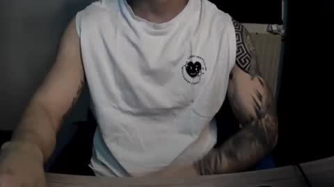 Snapshot of alejoduarte16 chatting on 04/05/26, 02:58 alejoduarte16 online show from 04/05/26, 02:58