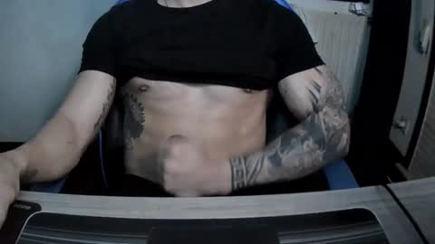 Snapshot of alejoduarte16 chatting on 04/12/26, 10:20 alejoduarte16 online show from 04/12/26, 10:20