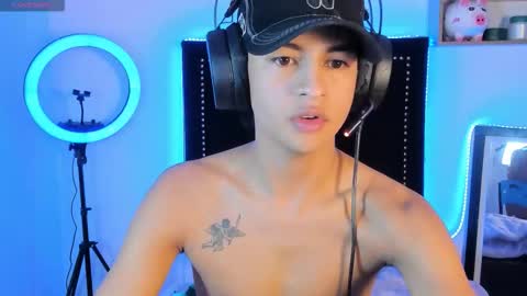 Snapshot of alejoo_storms chatting on 11/27/25, 05:53 alejo online show from 11/27/25, 05:53