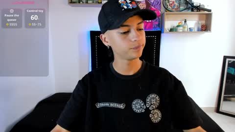 Snapshot of alejoo_storms chatting on 04/08/26, 05:57 alejo online show from 04/08/26, 05:57