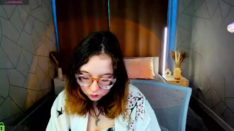 Snapshot of aleks_caste chatting on 03/20/26, 09:47 Aleks online show from 03/20/26, 09:47
