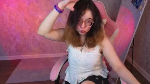 Snapshot of aleks_caste chatting on 03/26/26, 09:04 Aleks online show from 03/26/26, 09:04