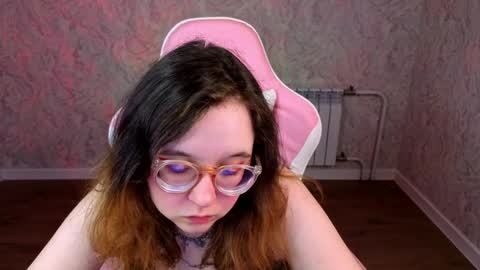 Snapshot of aleks_caste chatting on 03/30/26, 09:32 Aleks online show from 03/30/26, 09:32