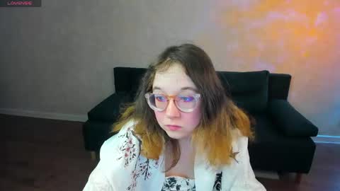 Snapshot of aleks_caste chatting on 04/16/26, 01:28 Aleks online show from 04/16/26, 01:28