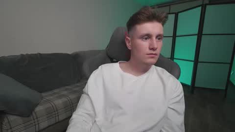 Snapshot of aleks_fisher chatting on 10/21/25, 11:05 Alex and Linar online show from 10/21/25, 11:05