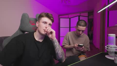 Alex and Linar online show from 11/08/25, 09:35