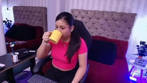 Snapshot of aleksa_way chatting on 05/13/26, 12:24 Aleksa online show from 05/13/26, 12:24