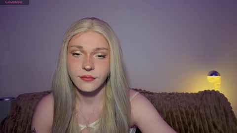 Snapshot of alena_dubai chatting on 03/28/26, 04:23 ALENA INDEPENDENT MODEL online show from 03/28/26, 04:23